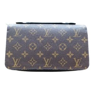 Louis Vuitton Monogram Brown and Black Zippy Wallet With Original Bag & Box
